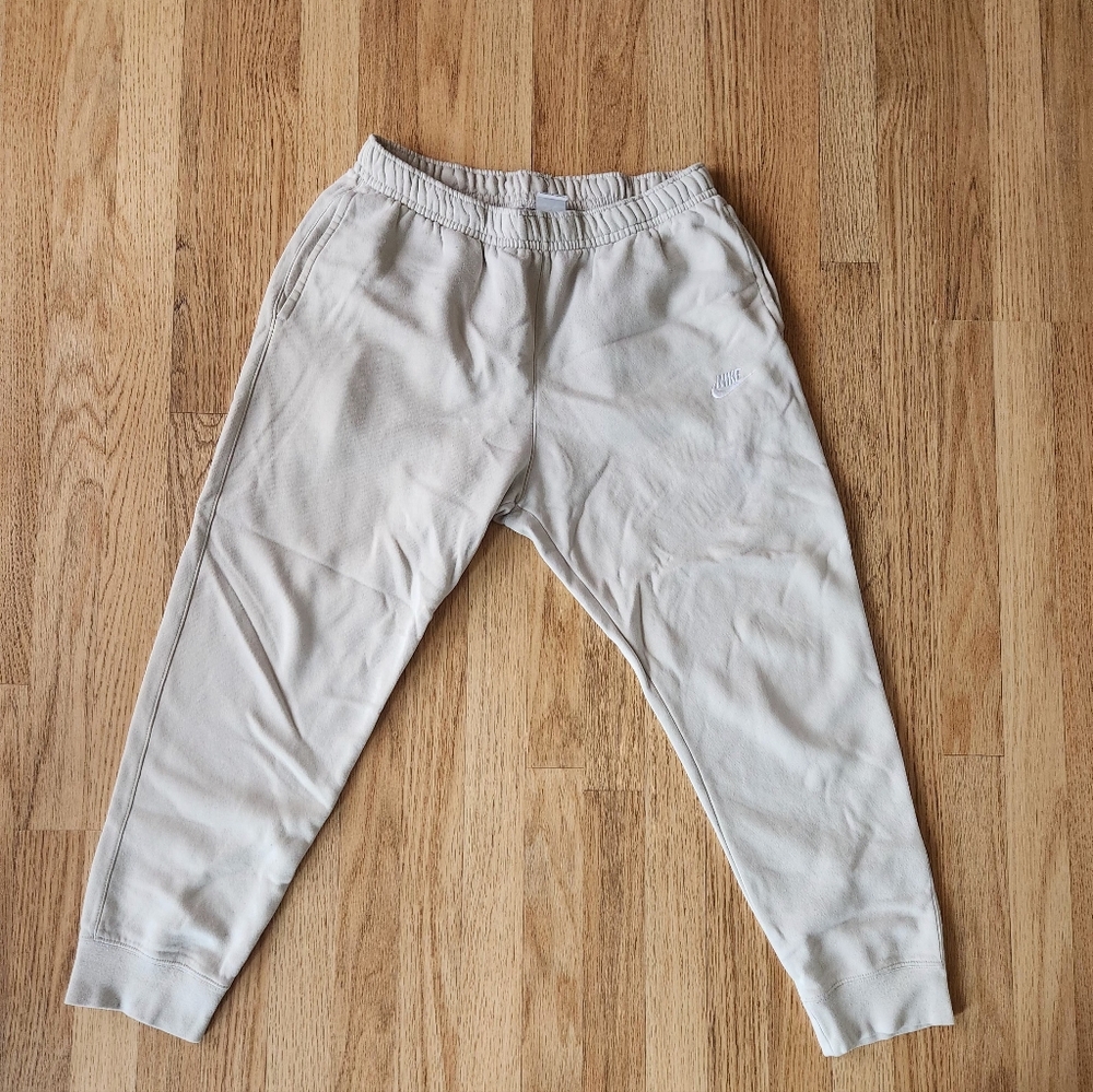 Nike men joggers